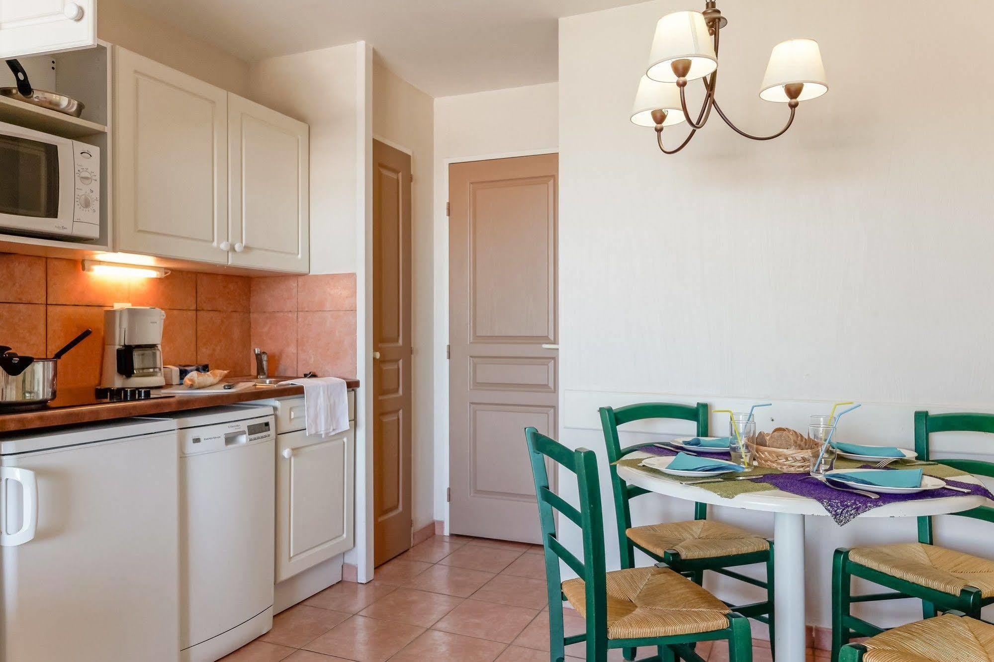 Les Rivages - Appartement Vue Mer Imprenable-Piscine Six-Fours-les-Plages Eksteriør bilde
